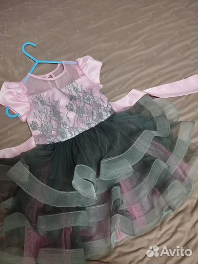 Платье нарядное для девочки