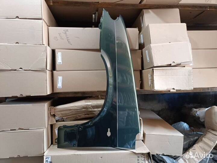 Крыло ваз 2114 левое цвет золотистый темно зелёный