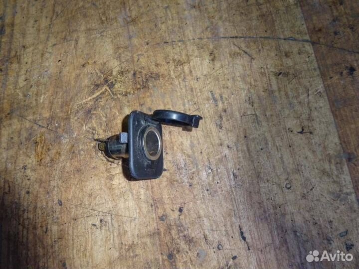 Прикуриватель Hyundai Sonata IV (EF) / Sonata Taga