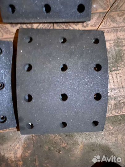 Накладки тормазные 19941.STD. volvo. FL 7.10