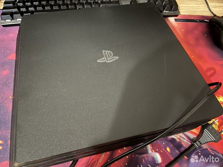 PlayStation 4 PRO 1TB