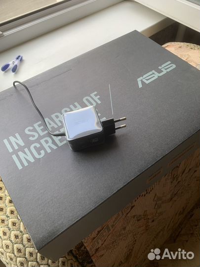 Asus E402Y ноутбук