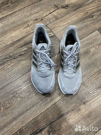 Кроссовки adidas EQ 21