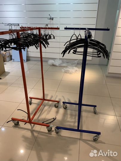 Вешалка напольная