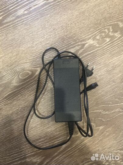 Зарядное устройство для самоката kugoo