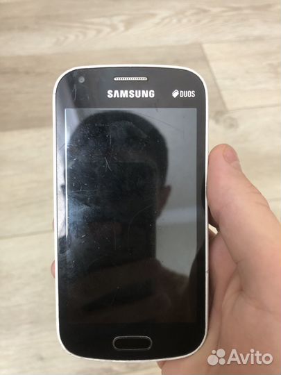 Телефон Samsung