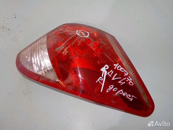 Фонарь задний правый Toyota Rav 4
