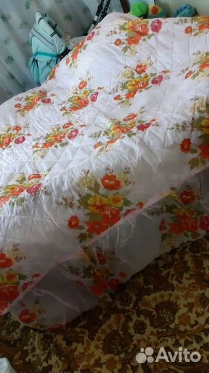 Покрывало на кровать новое