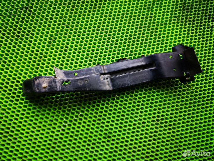 Защитный кожух проводки для Skoda Octavia 04-13