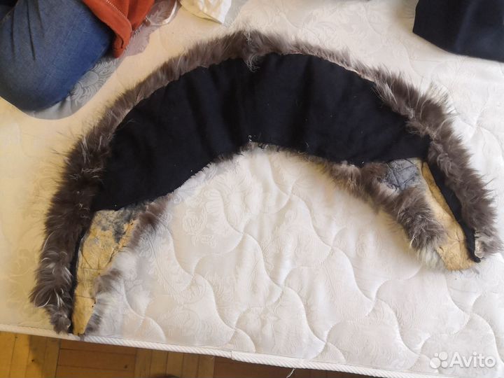 Меховой воротник чернобурка