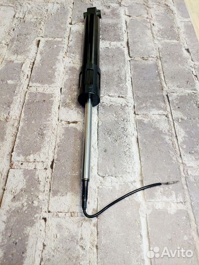 Задний амортизатор audi Q7 4M0616031AG