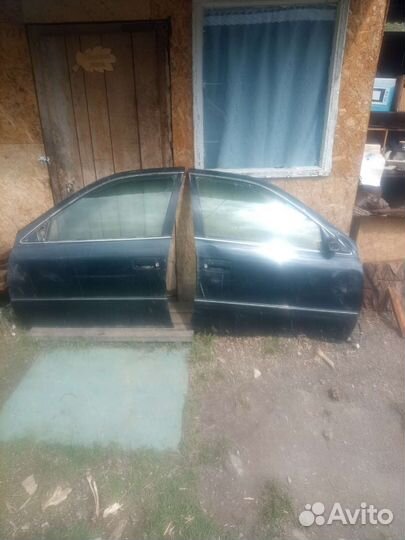 Двери Тойота gracia