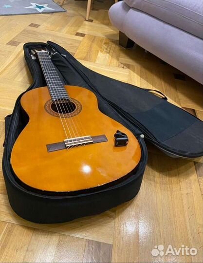 Гитара Yamaha C40