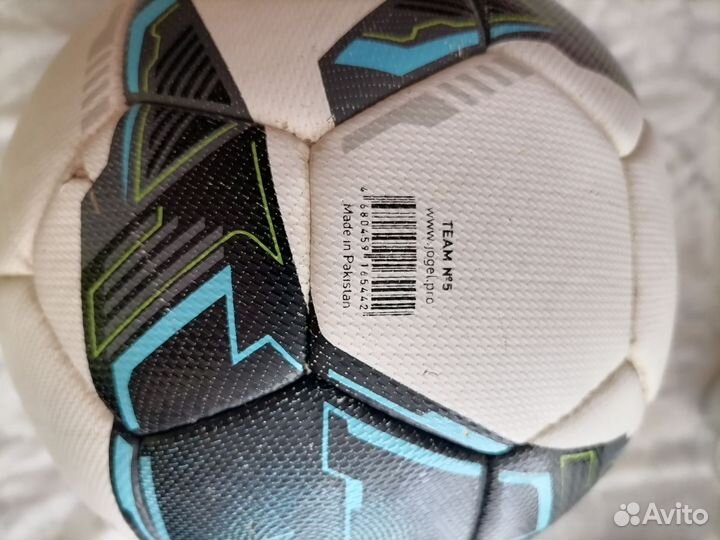 Футбольный мяч