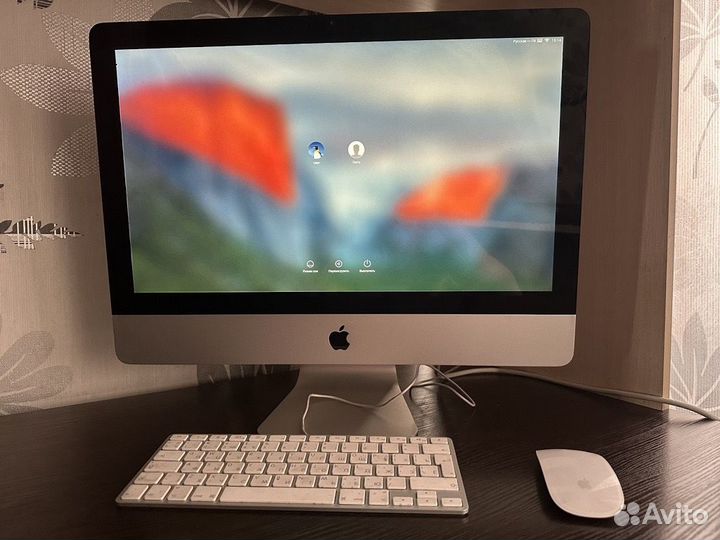 Apple iMac 21.5 2010