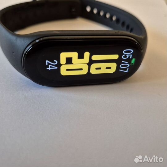 Фитнес браслет Xiaomi Mi band 7