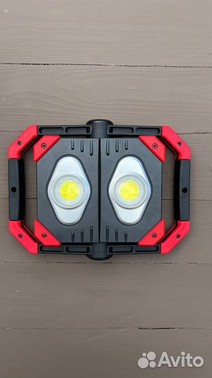 Портативный диодный прожектор COB PS1/2 2000 Lm