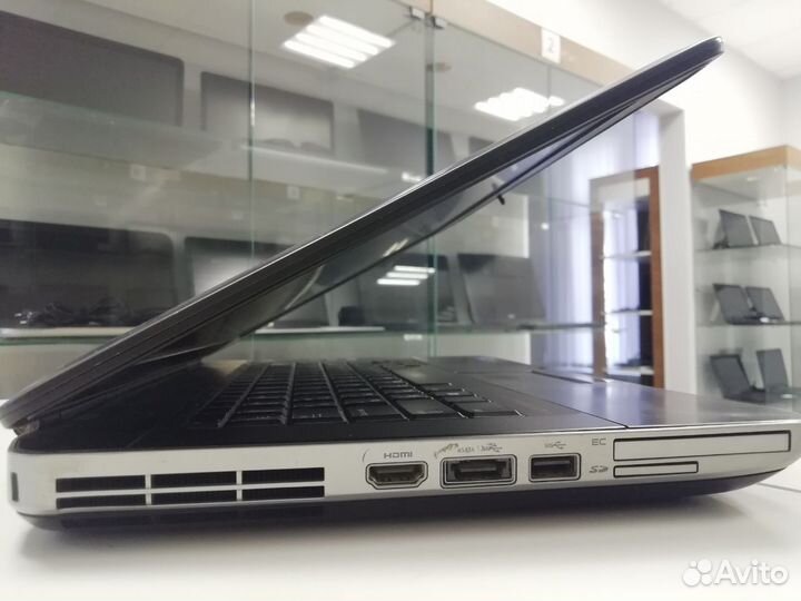 Ноутбук Dell 14