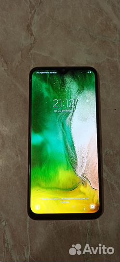Телефон Samsung galaxy A20