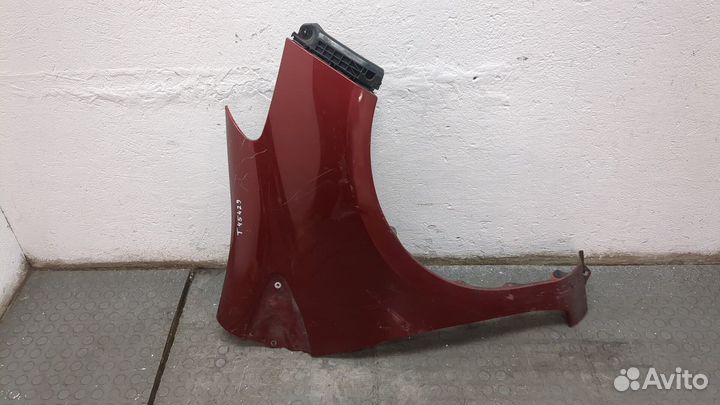 Крыло Toyota Yaris, 2013