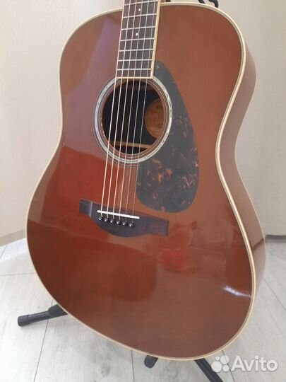 Гитара Yamaha LL-6