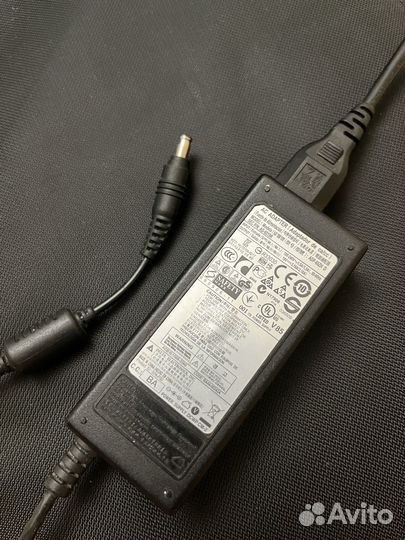 Блок питания для ноутбука samsung