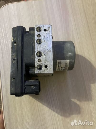 Блок ABS Hyundai Solaris 2 58920-H5220