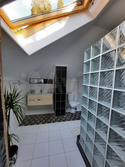 Дом 240 м² на участке 2,1 сот.