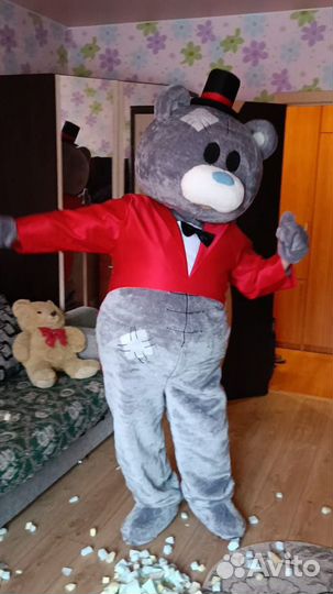 Большой мишка Тедди