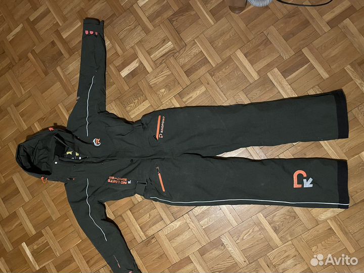 Горнолыжный костюм мужской 48 50