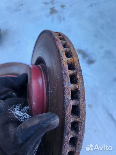 Передние тормоза 315мм subaru