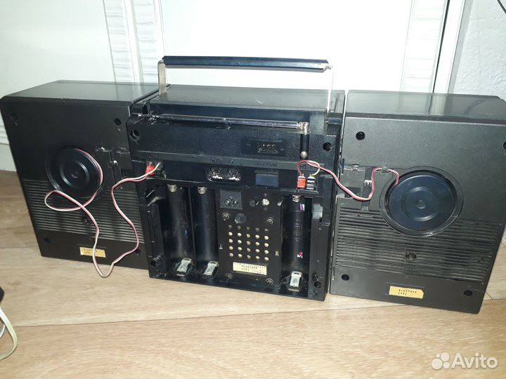 Магнитола вега рм 235С 1.Рабочая