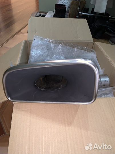 Новые насадки на глушители Porsche Cayenne