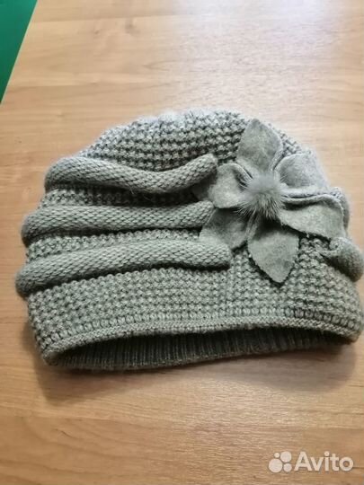 Шапка зимняя женская вязанная