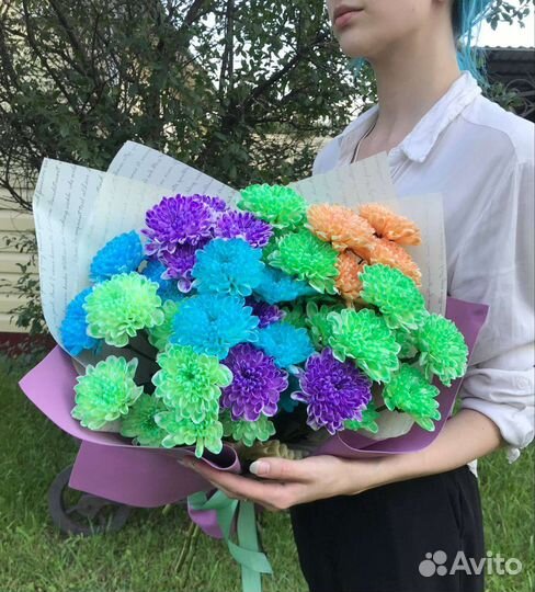 Хризантема кустовая белая и цветная