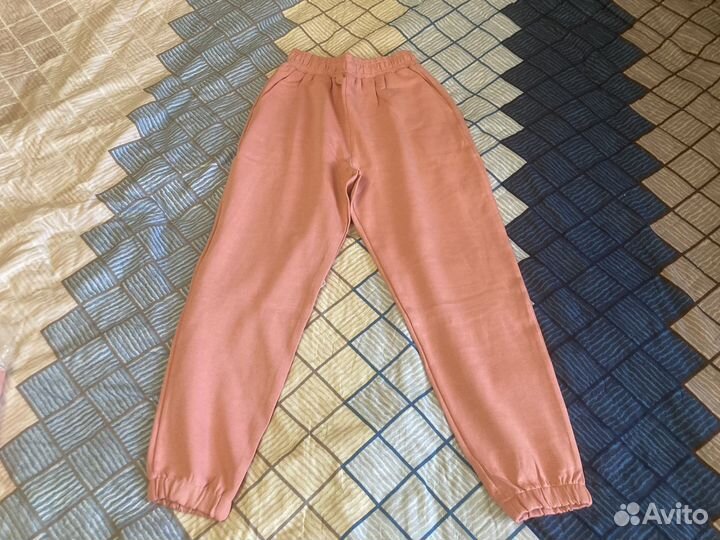 Костюм женский новый