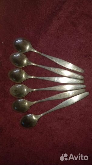 Набор мельхиоровых с позолотой ложек