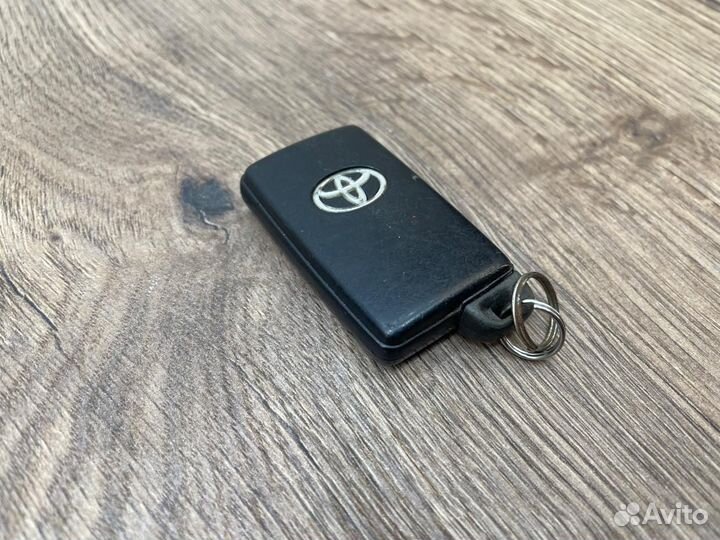 Ключ зажигания Toyota Rav 4 GSA33