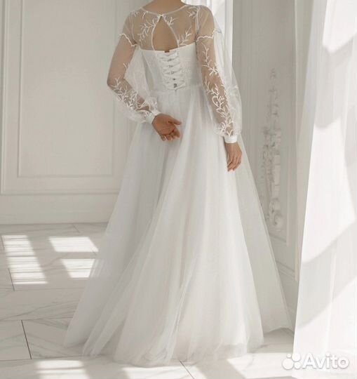 Свадебное платье