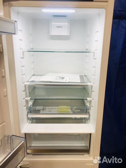 Встраиваемый холодильник Asko