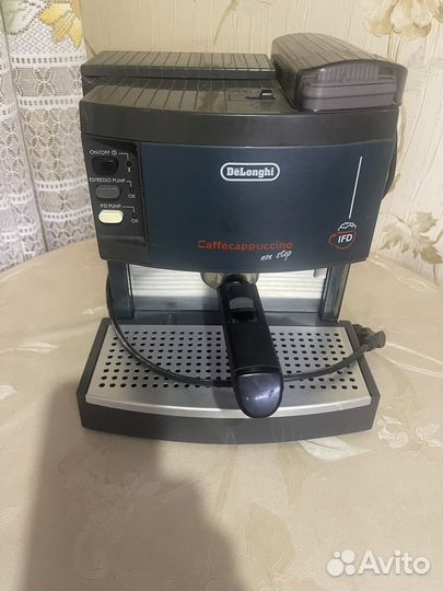 Кофемашина delonghi