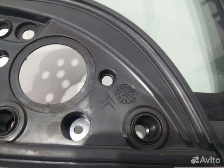 Стекло двери переднее правое Citroen Berlingo B9