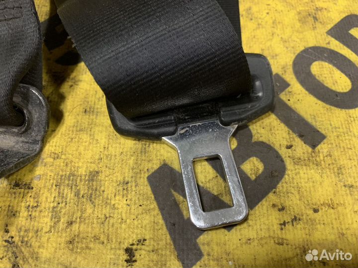 Ремень безопасности задний правый VW Passat CC