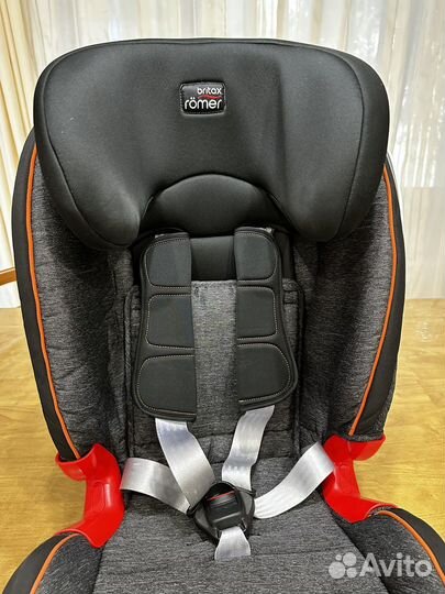 Автокресло Britax Roemer Advansafix II sict