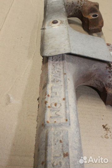 Коллектор выпускной левый Chevrolet Tahoe GMT400