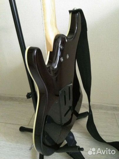 Электрогитара Ibanez + комбоусилитель Marshall