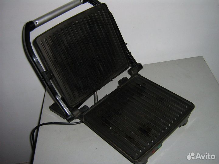 Электрогриль Scarlett