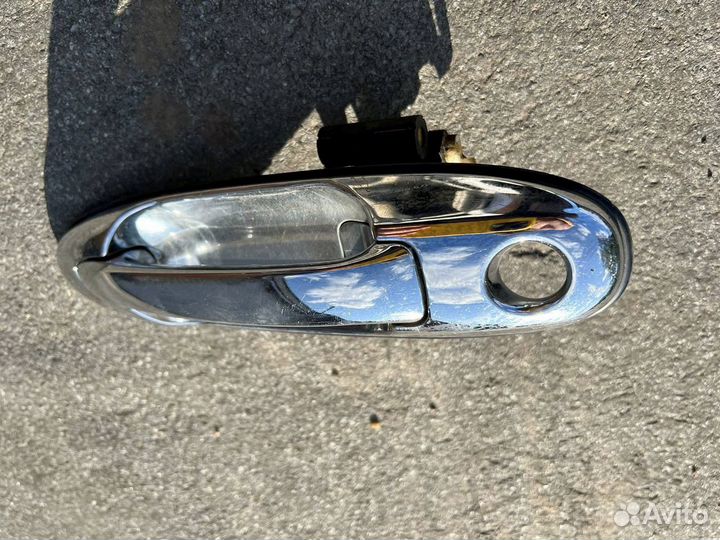 Ручка двери левая land Cruiser 100