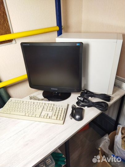 Компьютер в полном комплекте для дома и офиса