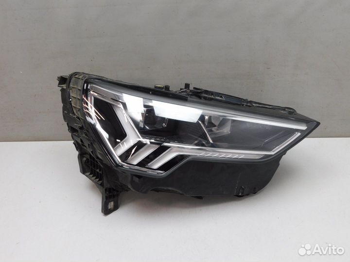 Фара правая Audi Q3 (90904)